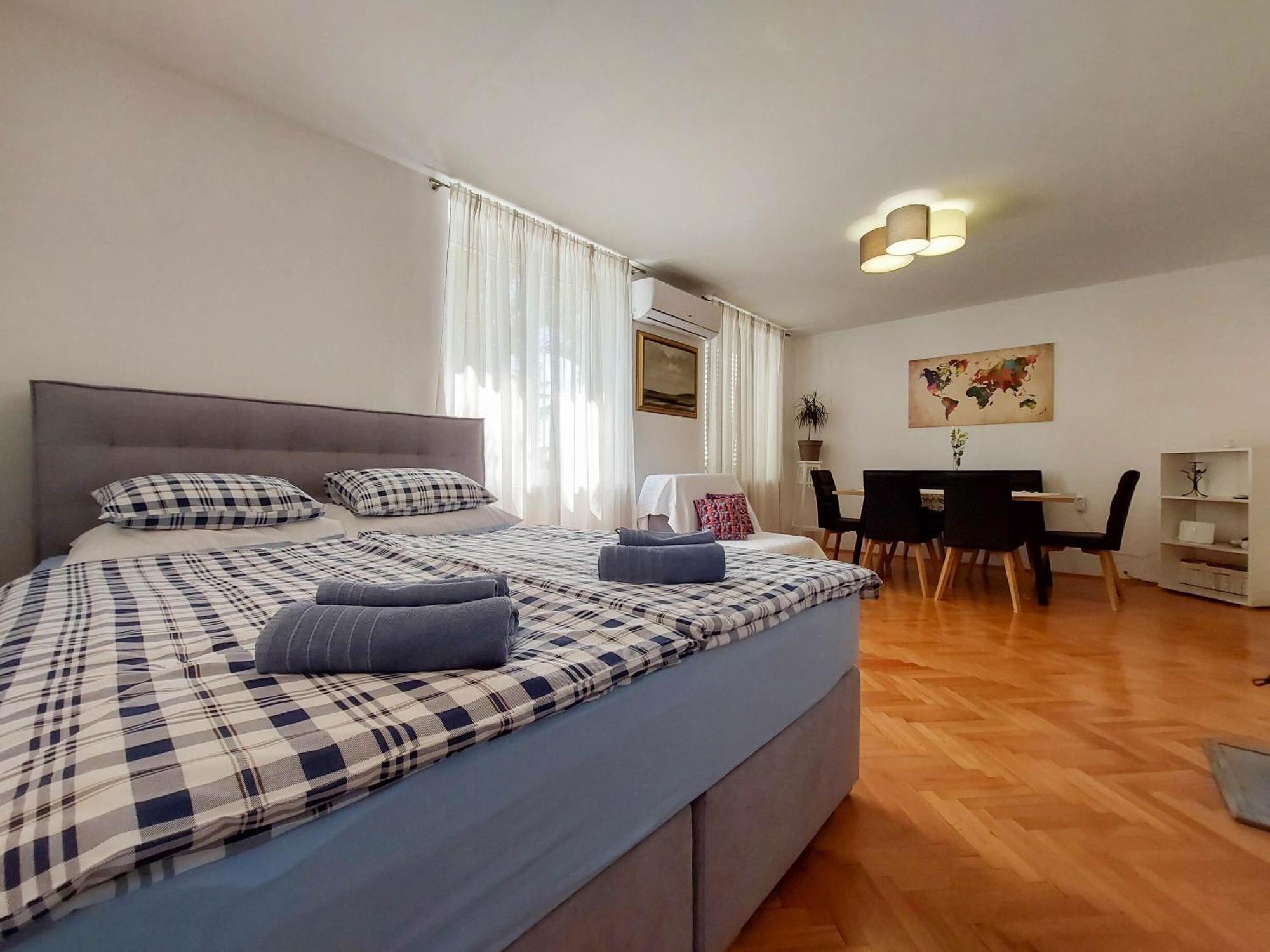 Andry 2 Crikvenica